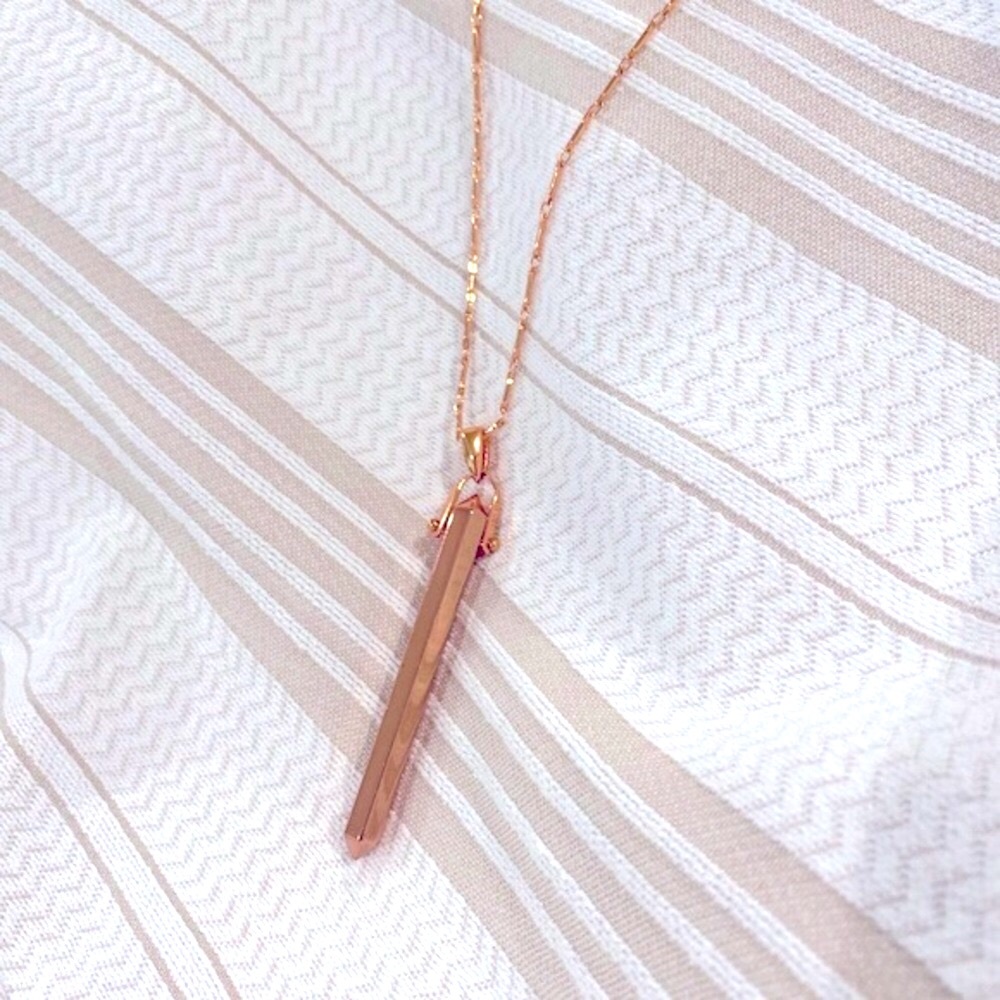 ~ stella & dot ~ rose gold rebel pendant - Picture 3 of 6